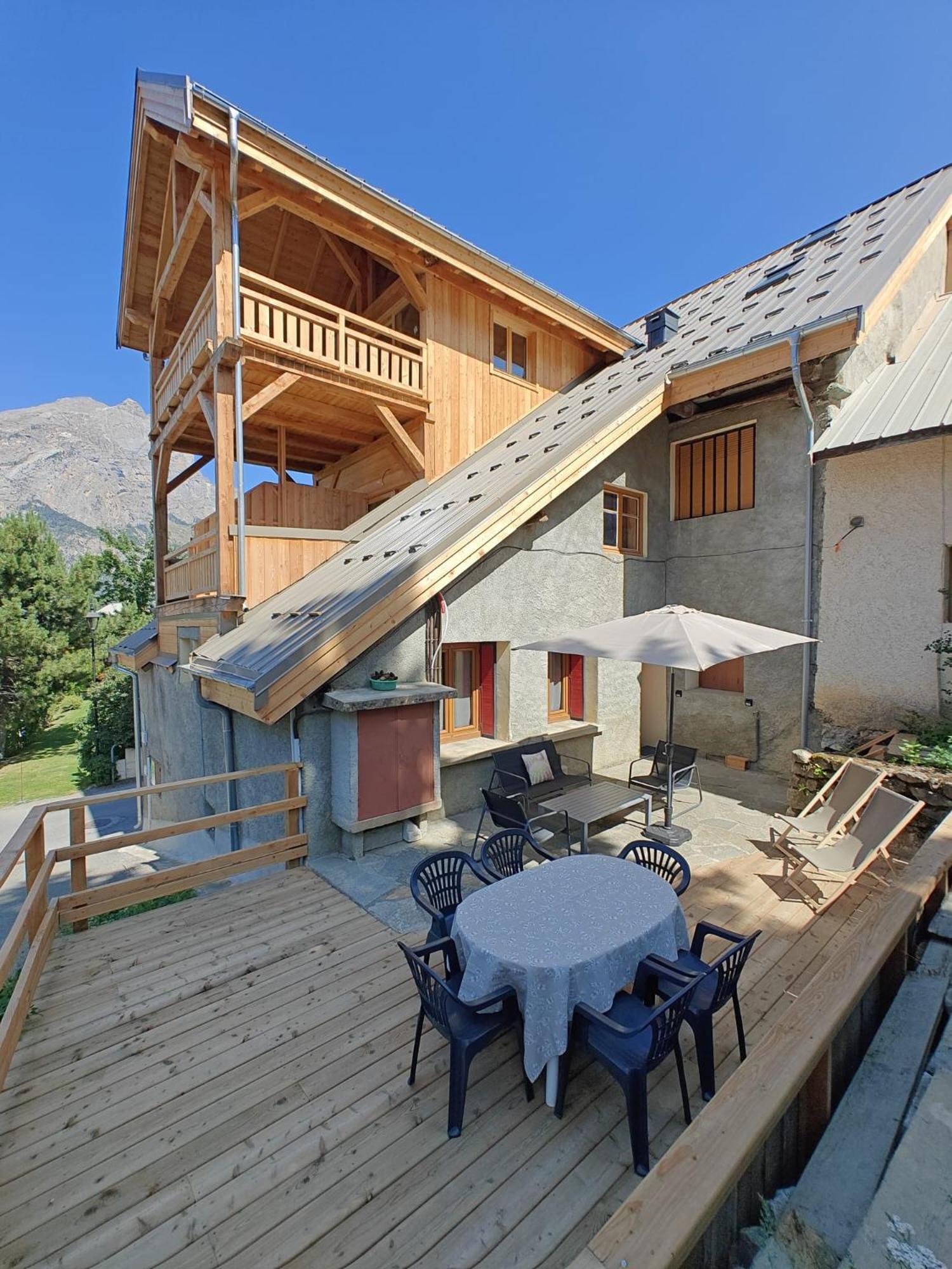 "La Batisse Des Pres" Apartment Puy-Saint-Vincent Luaran gambar