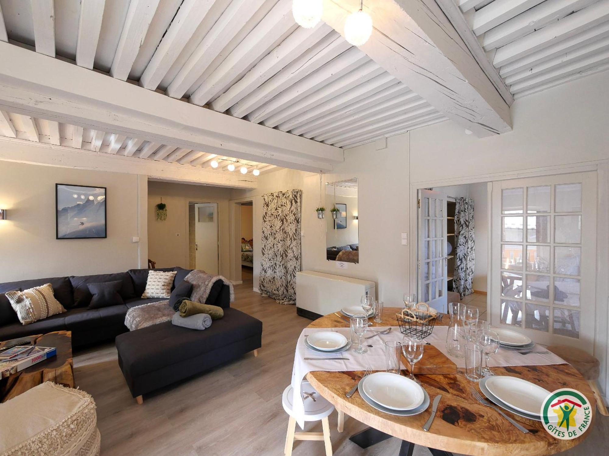 "La Batisse Des Pres" Apartment Puy-Saint-Vincent Luaran gambar